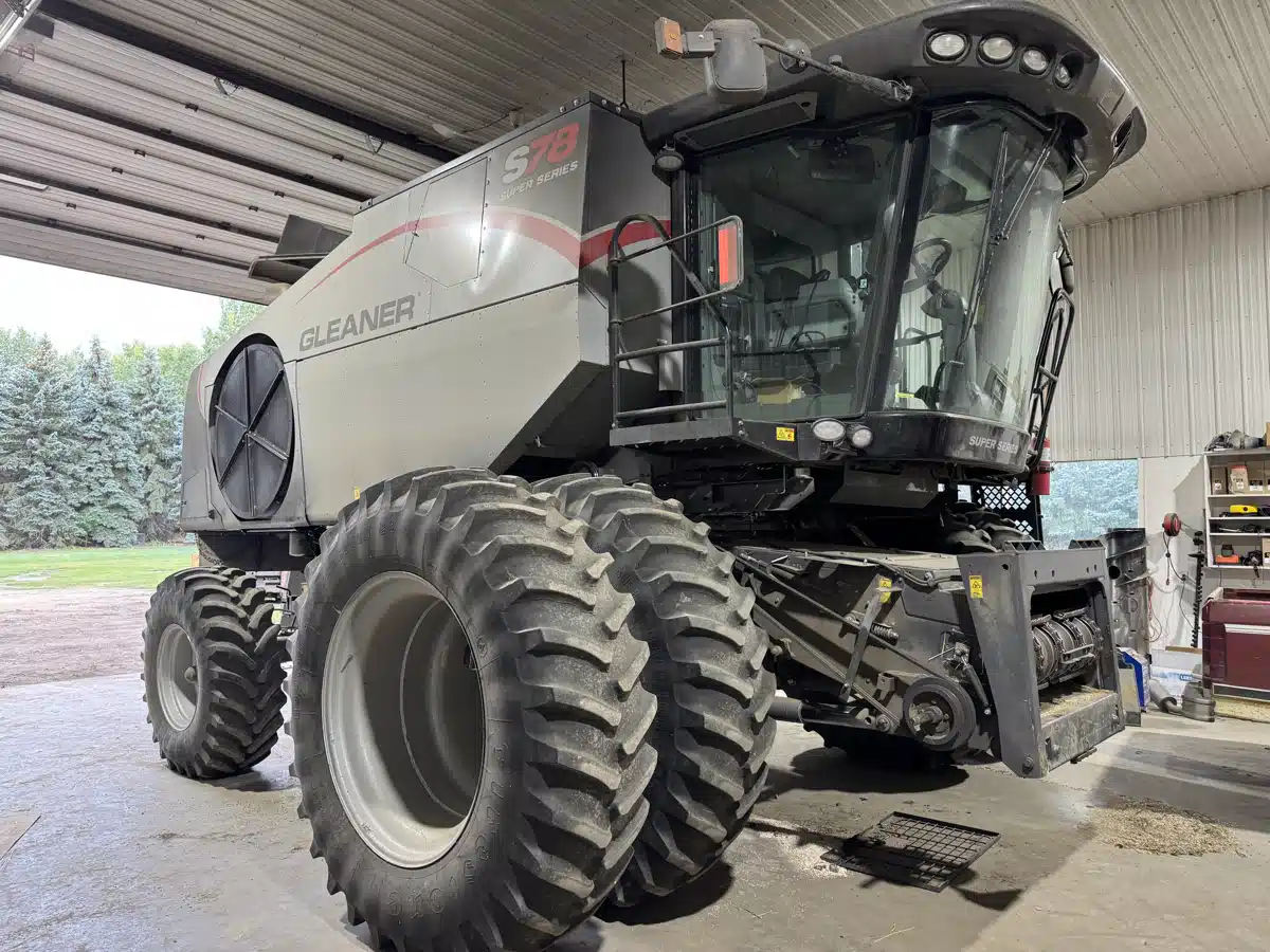 Gallery image 1 for Used 2014 Gleaner S78 Combine