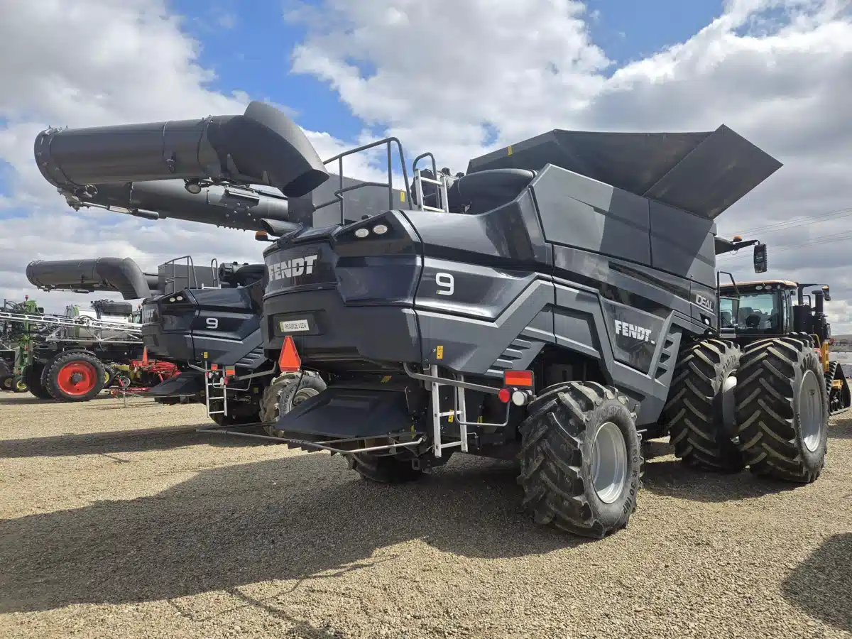 Photo de la Galerie 2 pour 2024 Fendt IDEAL 9 Batteuse
