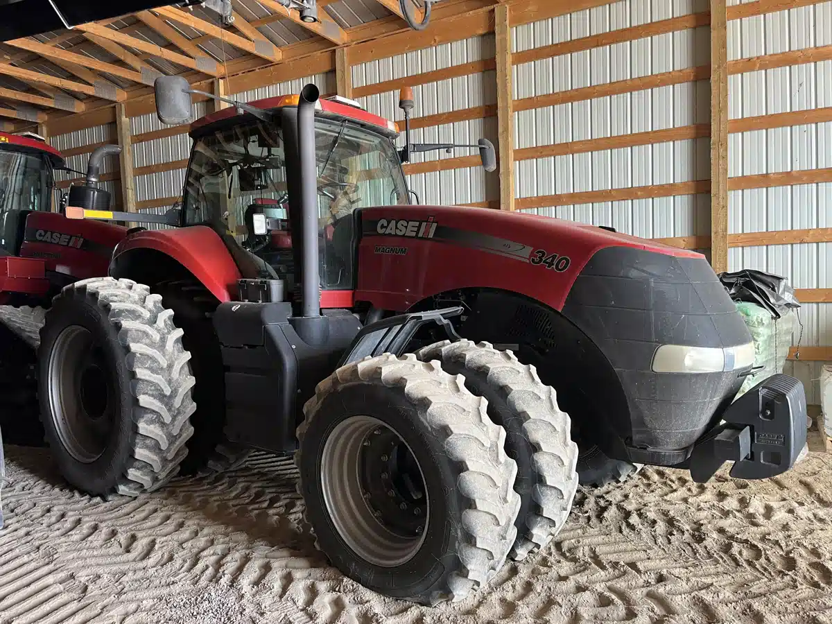 Gallery image 1 for 2012 Case IH MAGNUM 340 Tractor