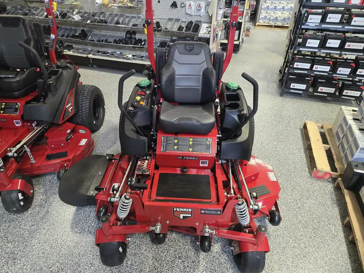 Gallery image 2 for 2026 Ferris IS 2600Z Mower - Zero Turn