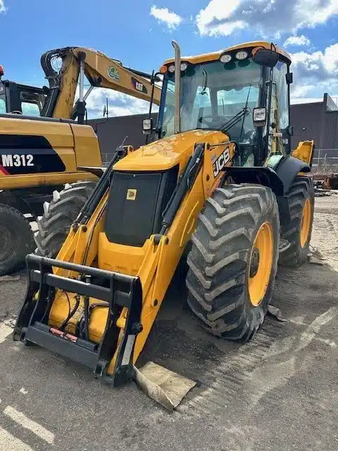 Gallery image 1 for Used 2019 JCB 4CX14 Backhoe Loader