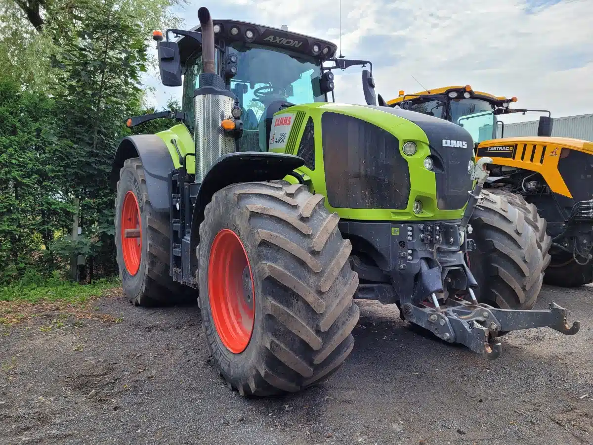 Gallery image 2 for Used 2019 CLAAS Axion 960 Tractor