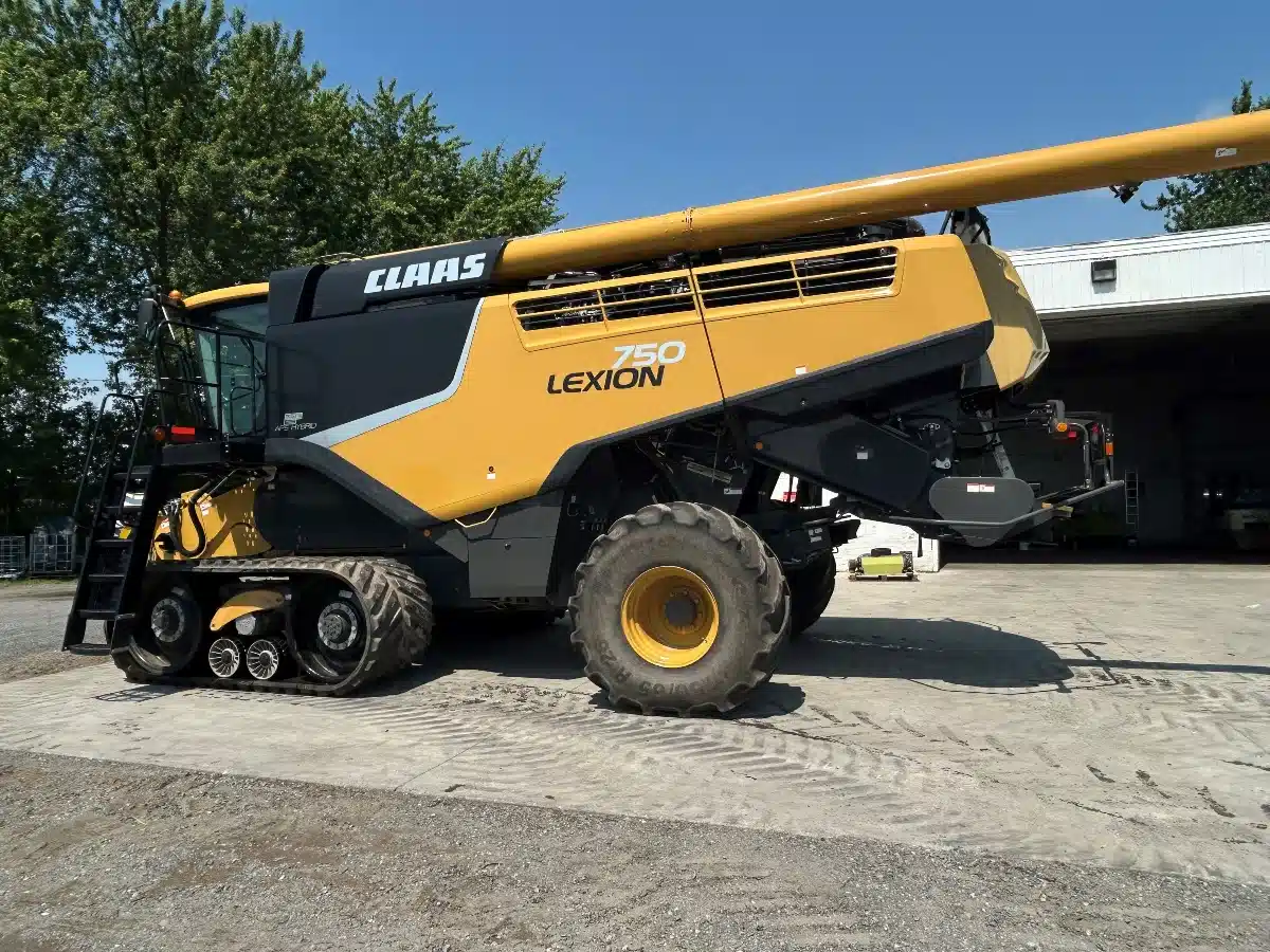 Gallery image 1 for Used 2019 CLAAS LEXION 750TT Combine