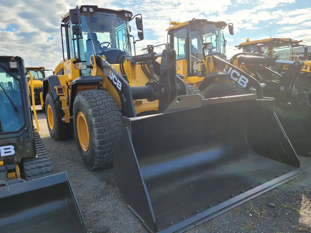 Gallery image 1 for Used 2019 JCB 427 ZX Wheel Loader