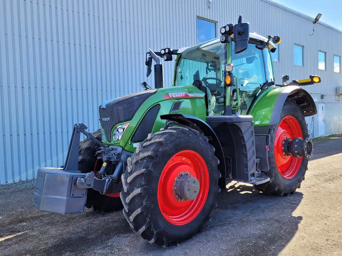 Gallery image 2 for Used 2021 Fendt 718 VARIO Tractor