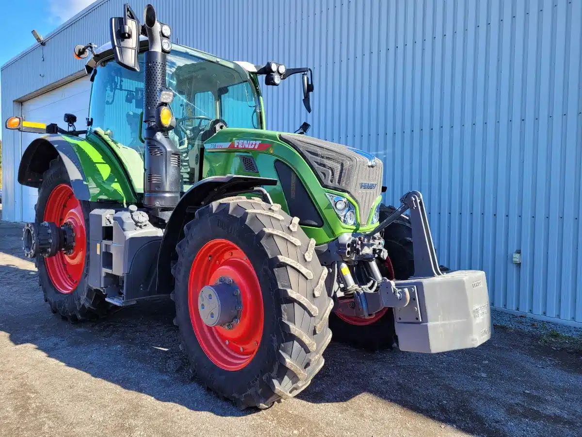 Used 2021 Fendt 718 VARIO Tractor