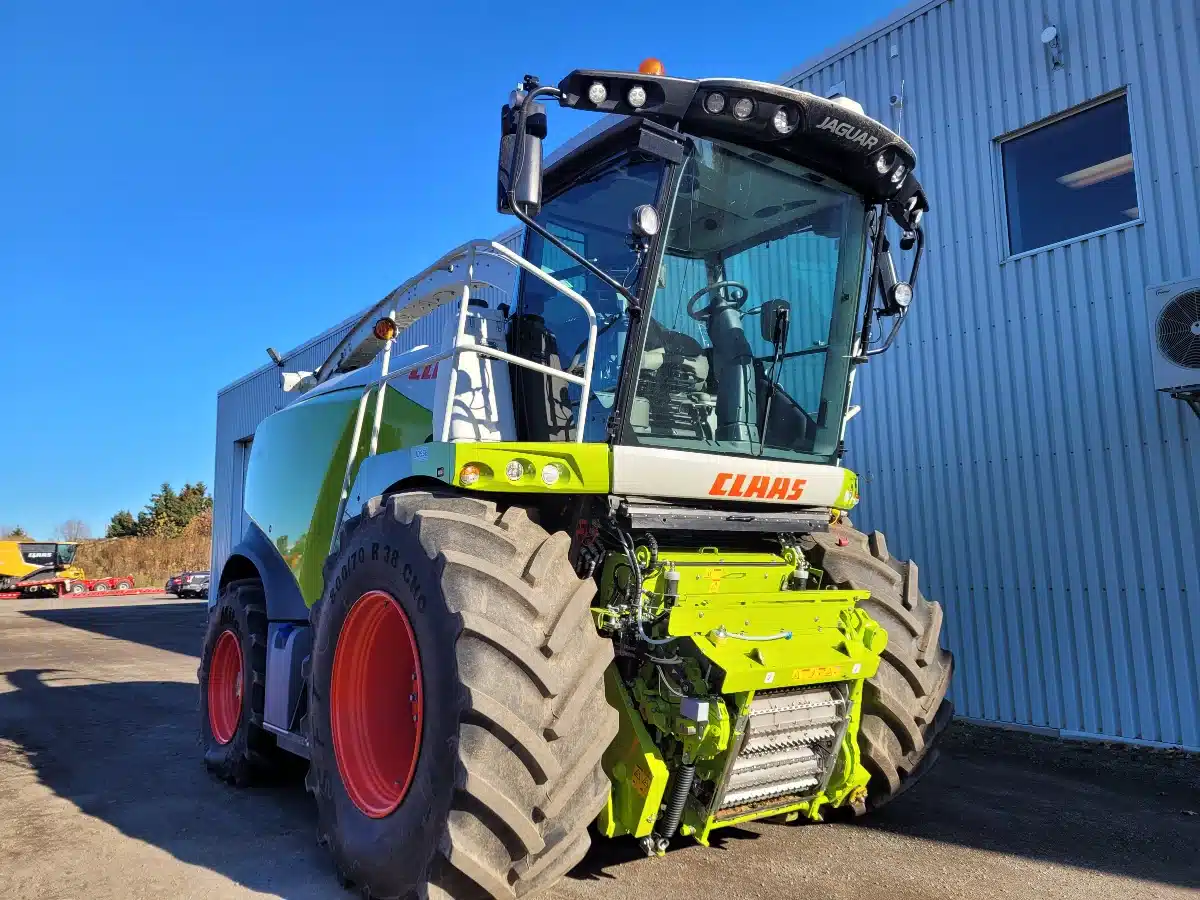Used 2024 CLAAS JAGUAR 940 Forage Harvester