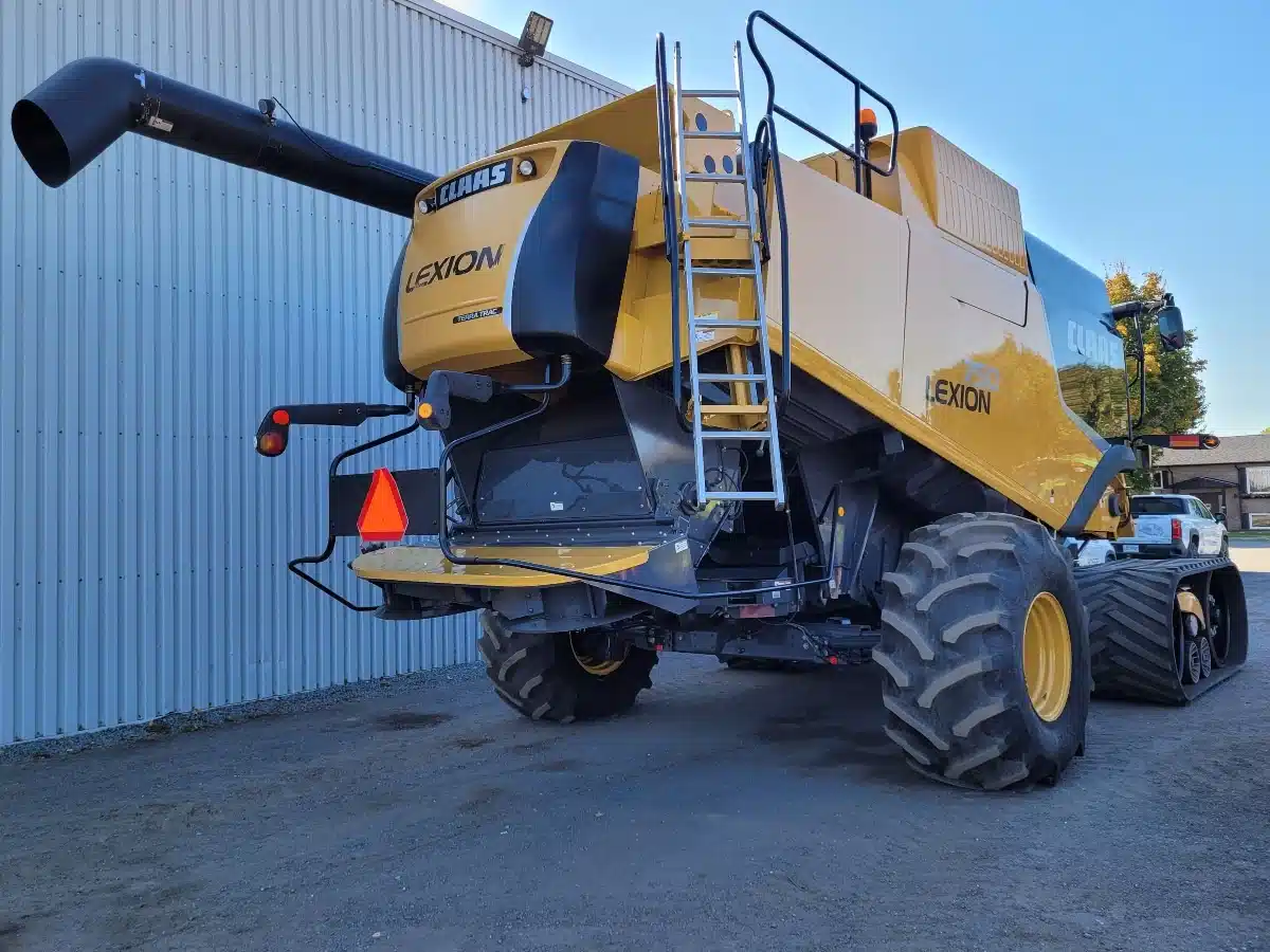 Gallery image 2 for Used 2012 CLAAS LEXION 750TT Combine