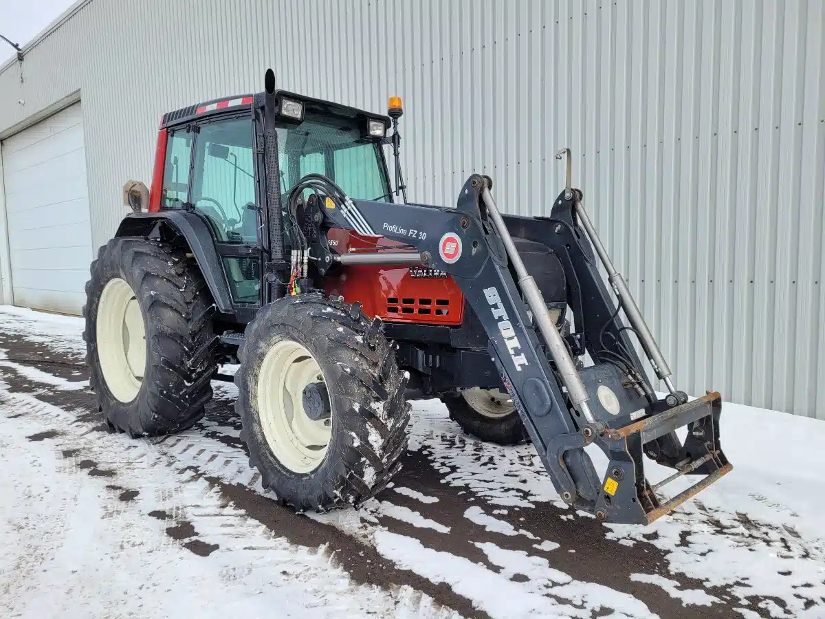 Gallery image 2 for 2001 Valtra 6550 Tractor