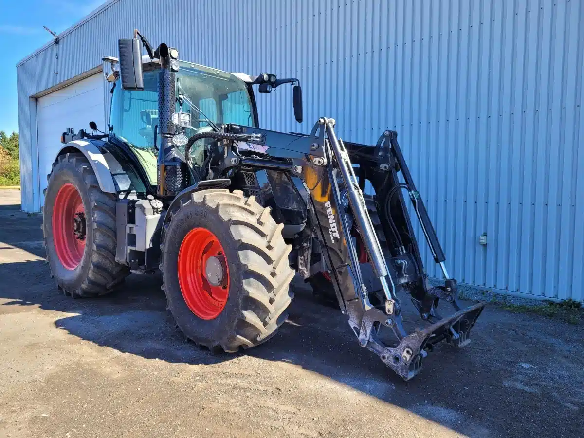 Gallery image 2 for 2012 Fendt 720 VARIO Tractor