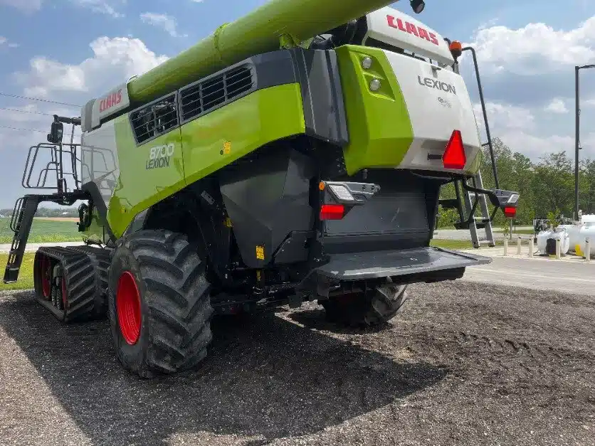 Gallery image 2 for Used 2022 CLAAS LEXION 8700TT Combine