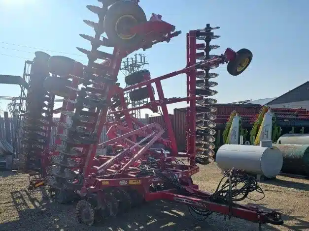 Gallery image 2 for Used 2015 Sunflower 6630 Vertical Tillage