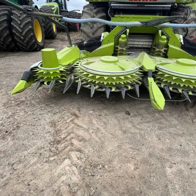 Gallery image 2 for Used 2022 CLAAS ORBIS 450 Header - Rotary