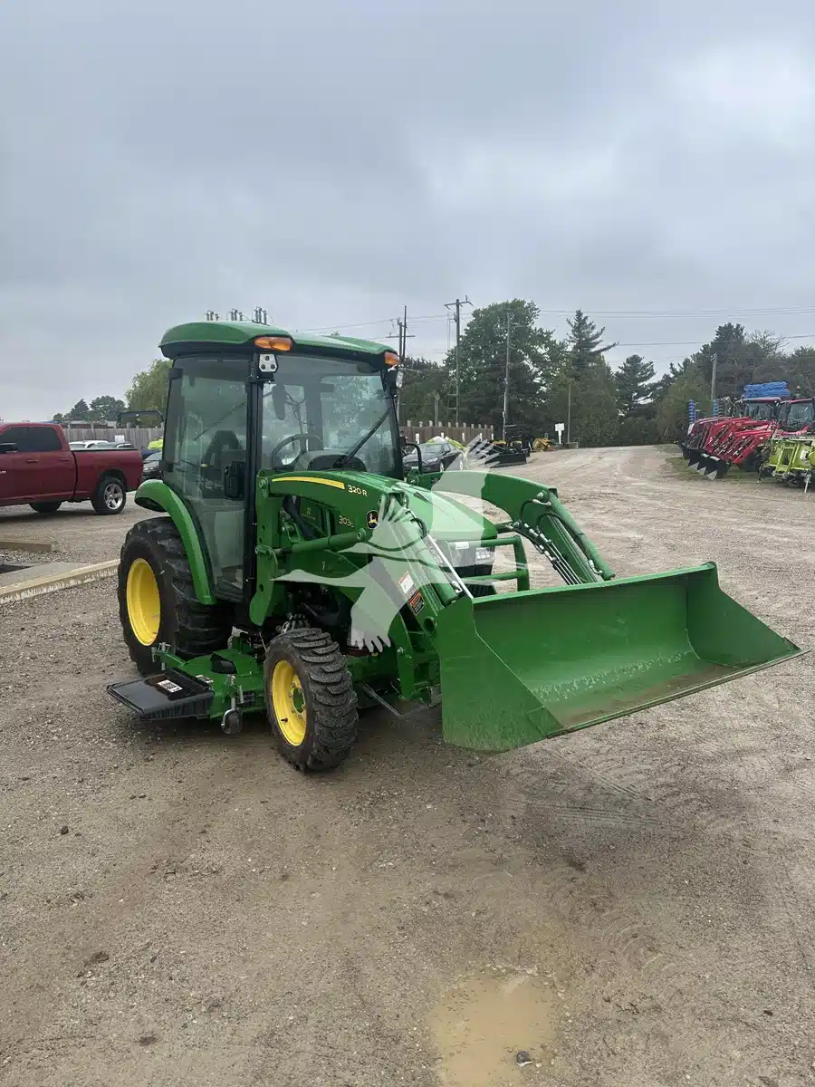 Gallery image 2 for Used 2024 John Deere 3039R Tractor