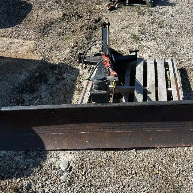 Gallery image 1 for Used Farm King 100 Attachment