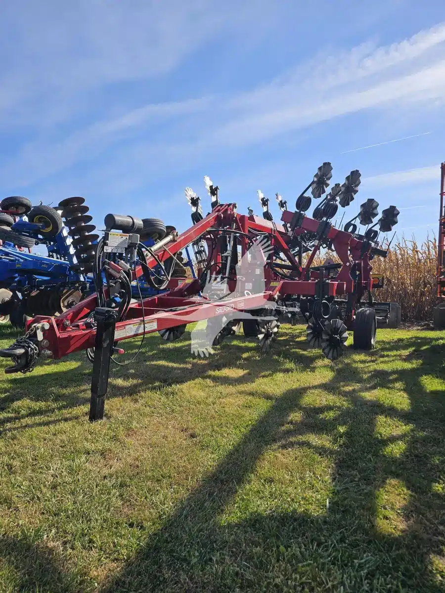 Gallery image 1 for 2017 Salford I1116 Tillage