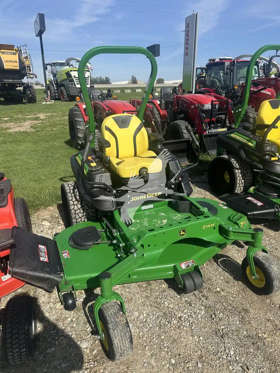 Gallery image 1 for Used 2018 John Deere Z970R Mower - Zero Turn