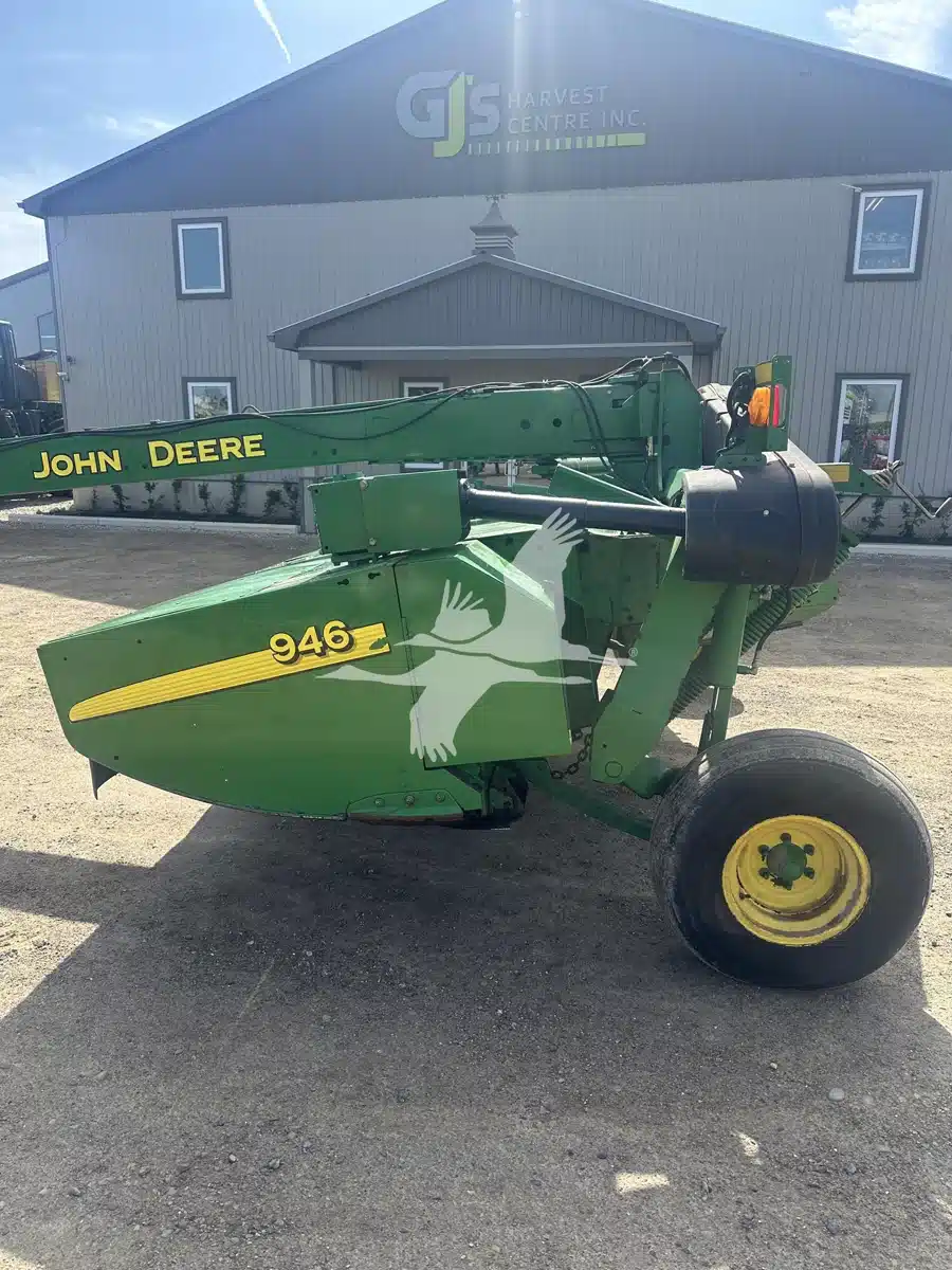 Gallery image 2 for 2006 John Deere 946 Disc Mower Conditioner