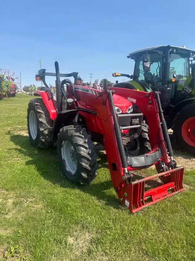 Gallery image 2 for Used Massey Ferguson 4610 Tractor
