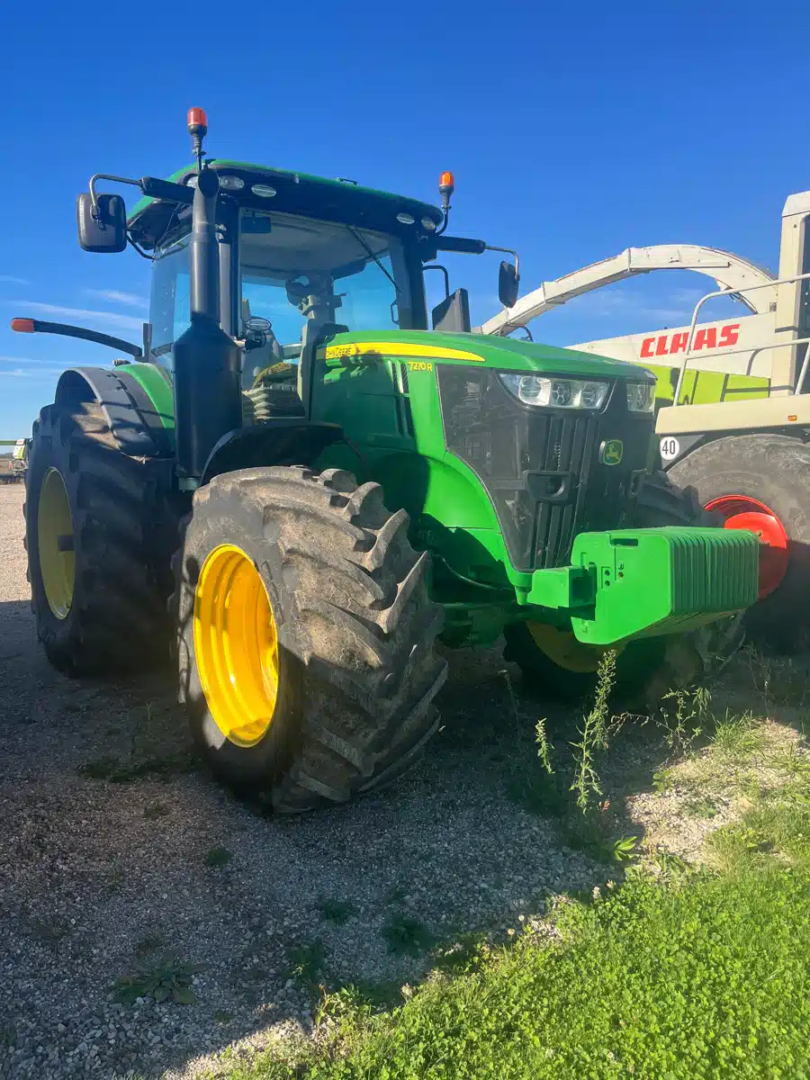 Used 2016 John Deere 7270R Tractor