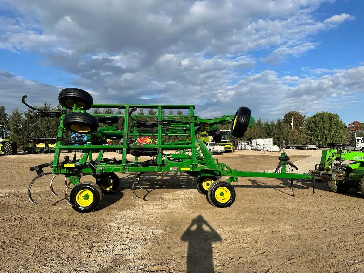 Used 2015 John Deere 2410 Miscellaneous