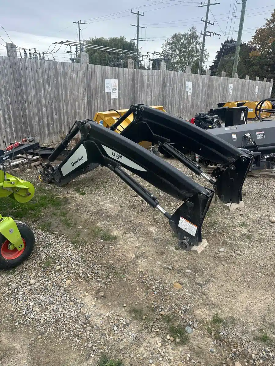 Used Alo Q6M Tractor