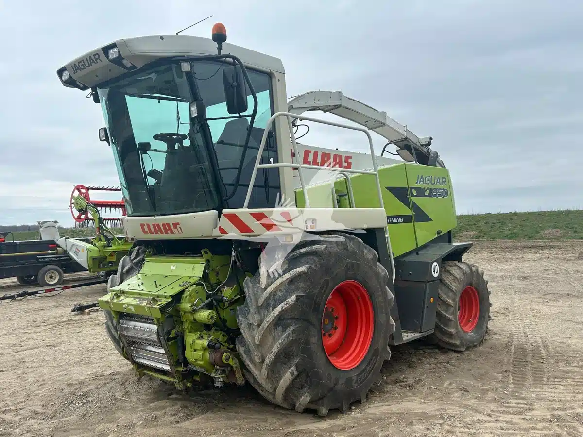 Gallery image 1 for Used 2007 CLAAS JAGUAR 850 Forage Harvester