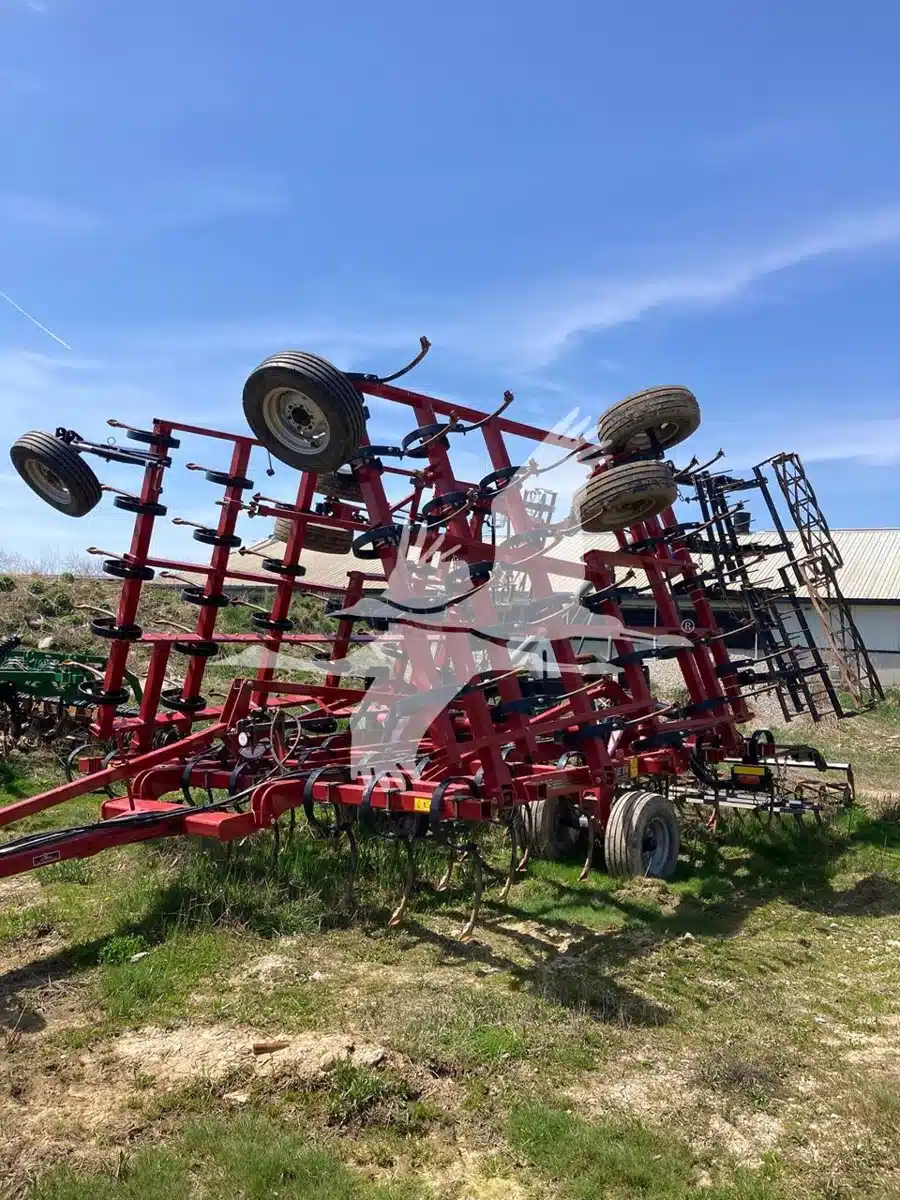 Gallery image 1 for Used 2022 Case IH VIBRA-TINE 265 Cultivator
