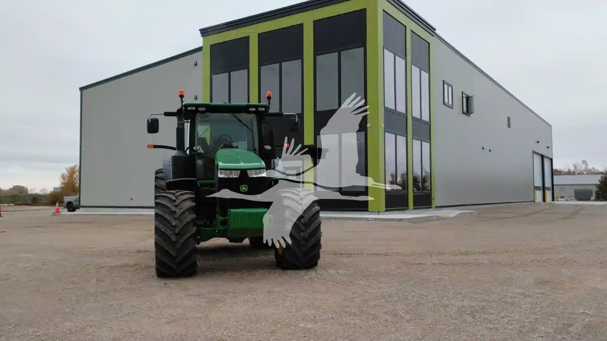 Gallery image 2 for 2015 John Deere 7270R Tractor