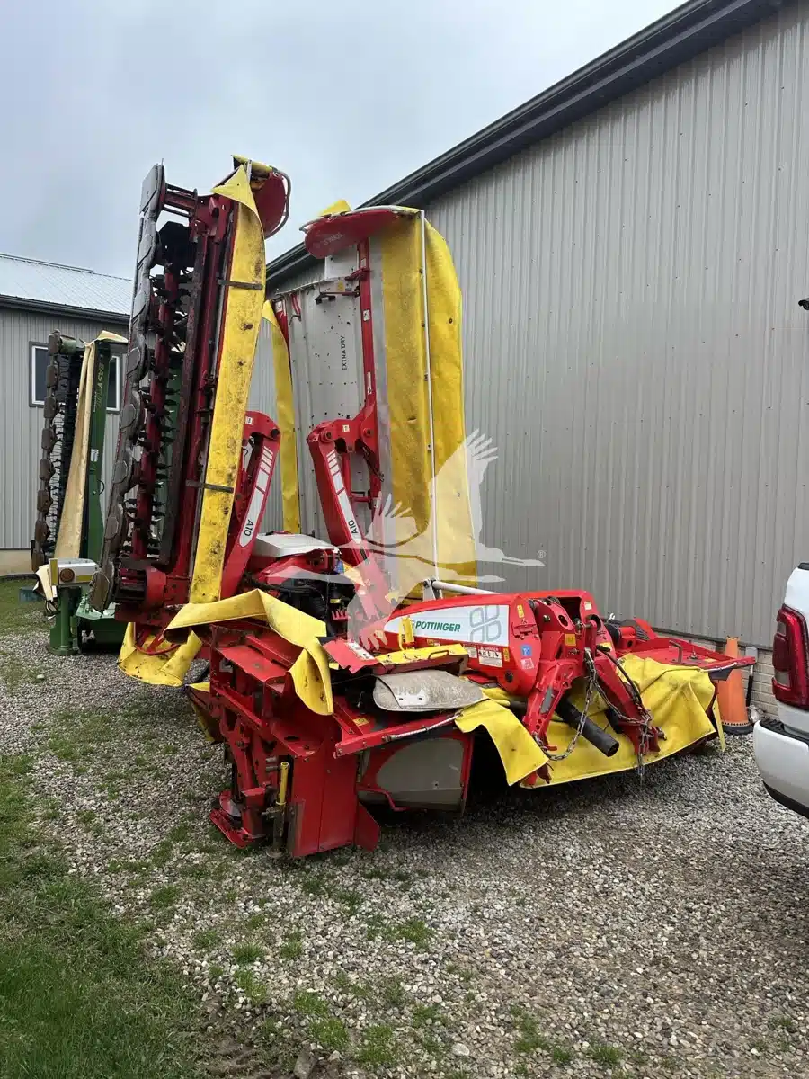 Gallery image 2 for 2020 Pottinger NOVACAT 351 ALPHA MOTION Disc Mower