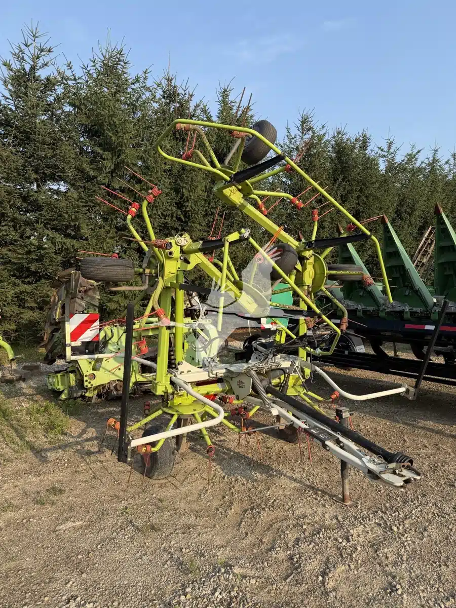 Photo de la Galerie 2 pour 2017 CLAAS Volto 800 TH Tedder