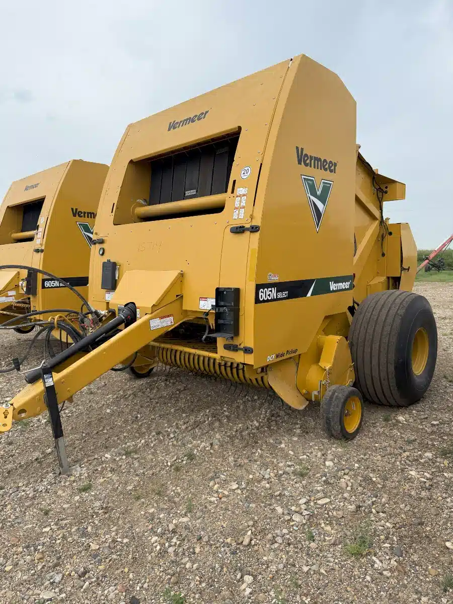 Used 2022 Vermeer 605N Round Baler