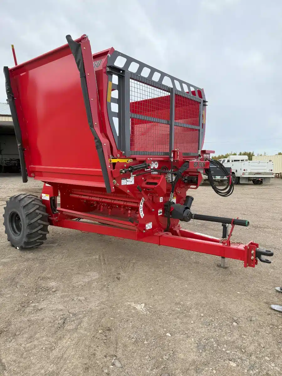 Gallery image 1 for New 2025 Highline BP660 Bale Feeder