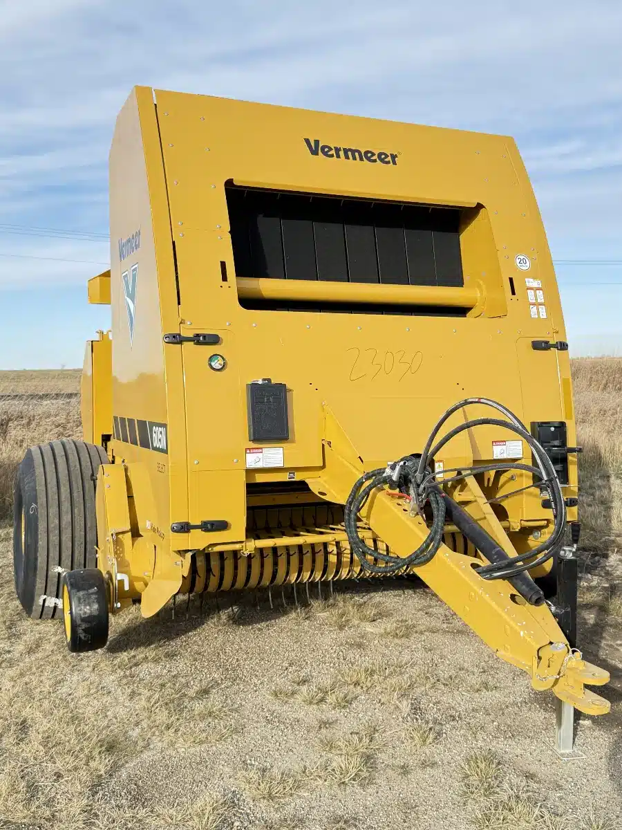 New 2026 Vermeer 605N Select Round Baler