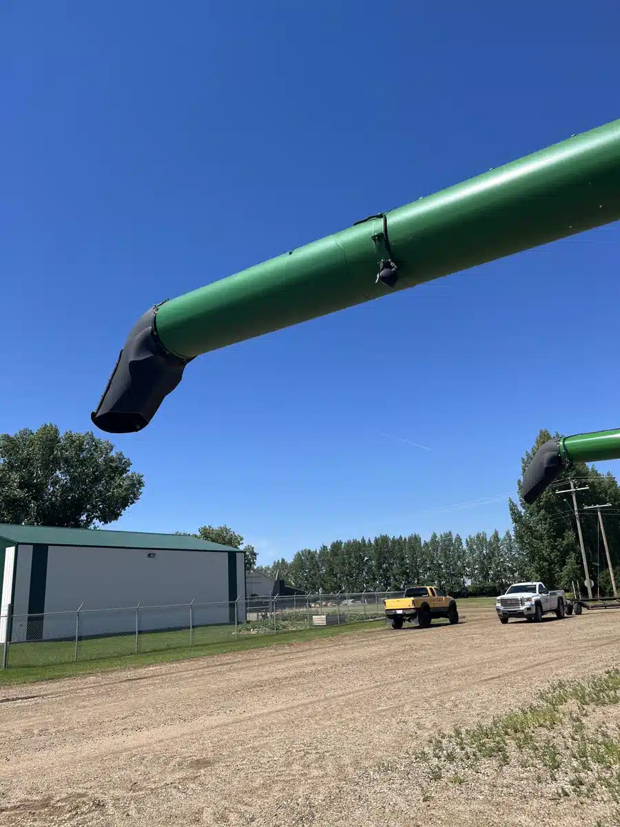 Gallery image 2 for Used 2014 John Deere S680 Combine