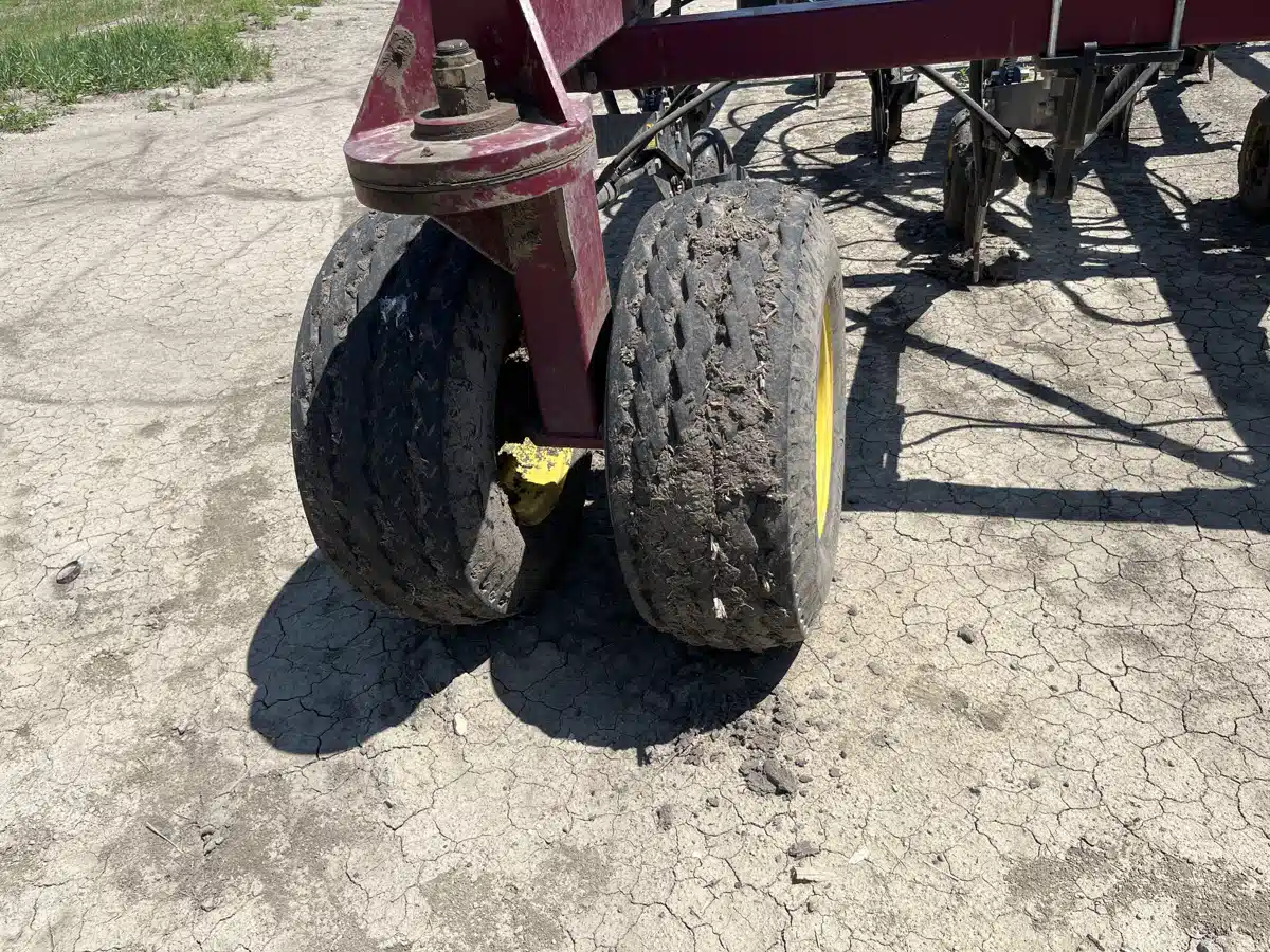 Gallery image 2 for Used 2013 Seed Hawk 8412 Air Drill