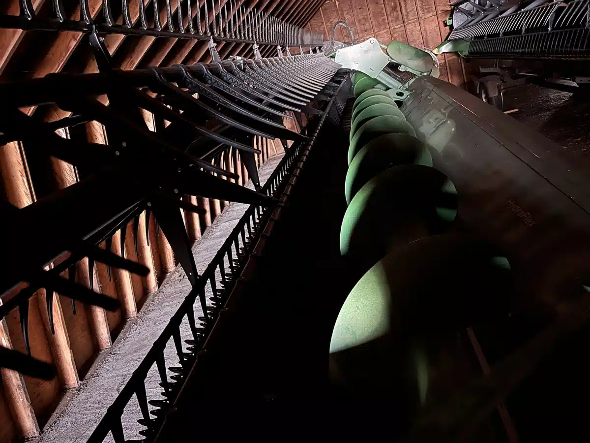 Gallery image 2 for 2020 John Deere 740FD Header - Flex Draper