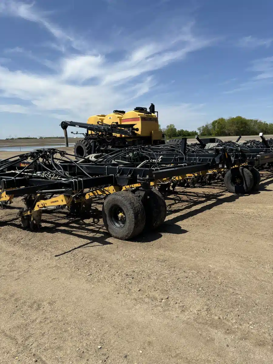 Gallery image 1 for Used 2014 SeedMaster SEEDMASTR 10015TXB Air Drill