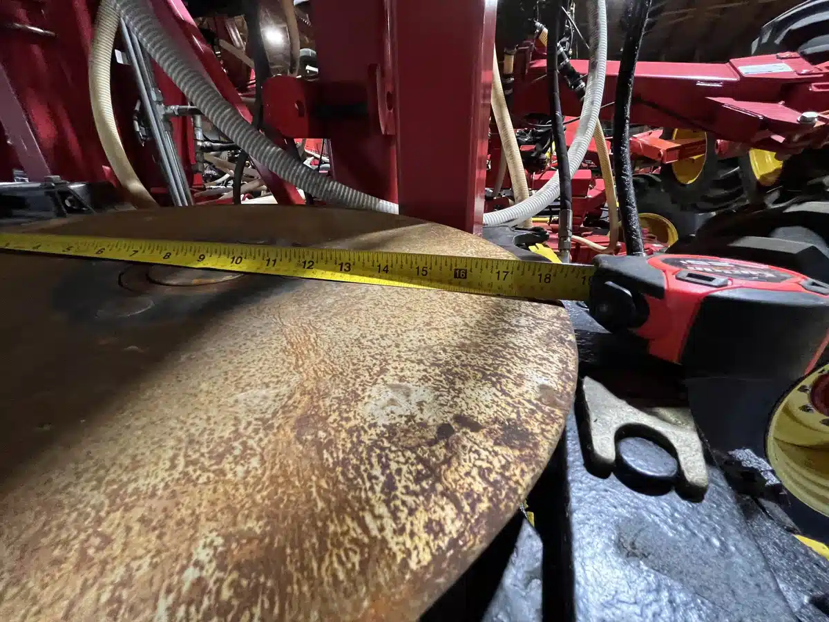 Gallery image 2 for Used 2016 Bourgault 3320-86 Air Drill