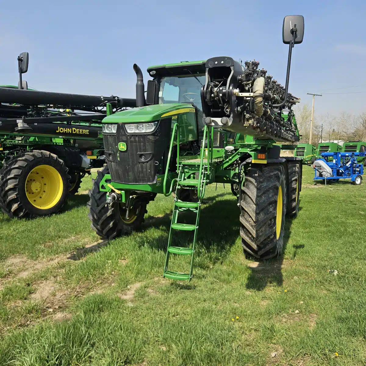 Gallery image 1 for Used 2018 John Deere R4038 Sprayer - Self Propelled