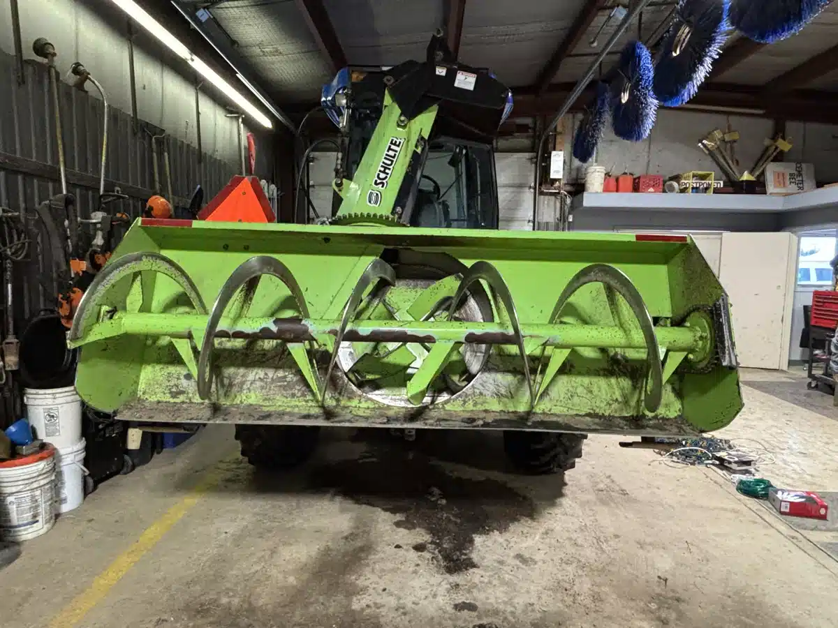 Gallery image 2 for Used 2012 Schulte SDX-960 Snow Blower