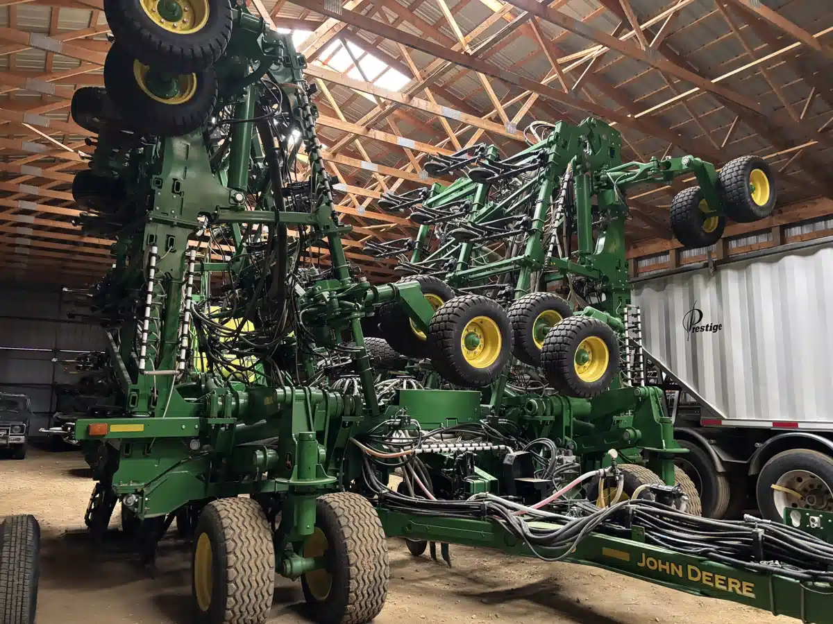 Gallery image 1 for Used 2016 John Deere 1870 Air Drill