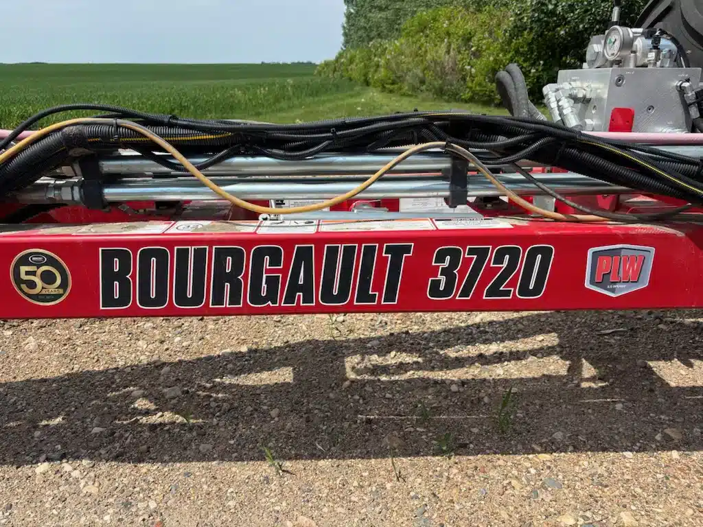 Gallery image 2 for Used 2024 Bourgault 3720 W/91300 Air Drill