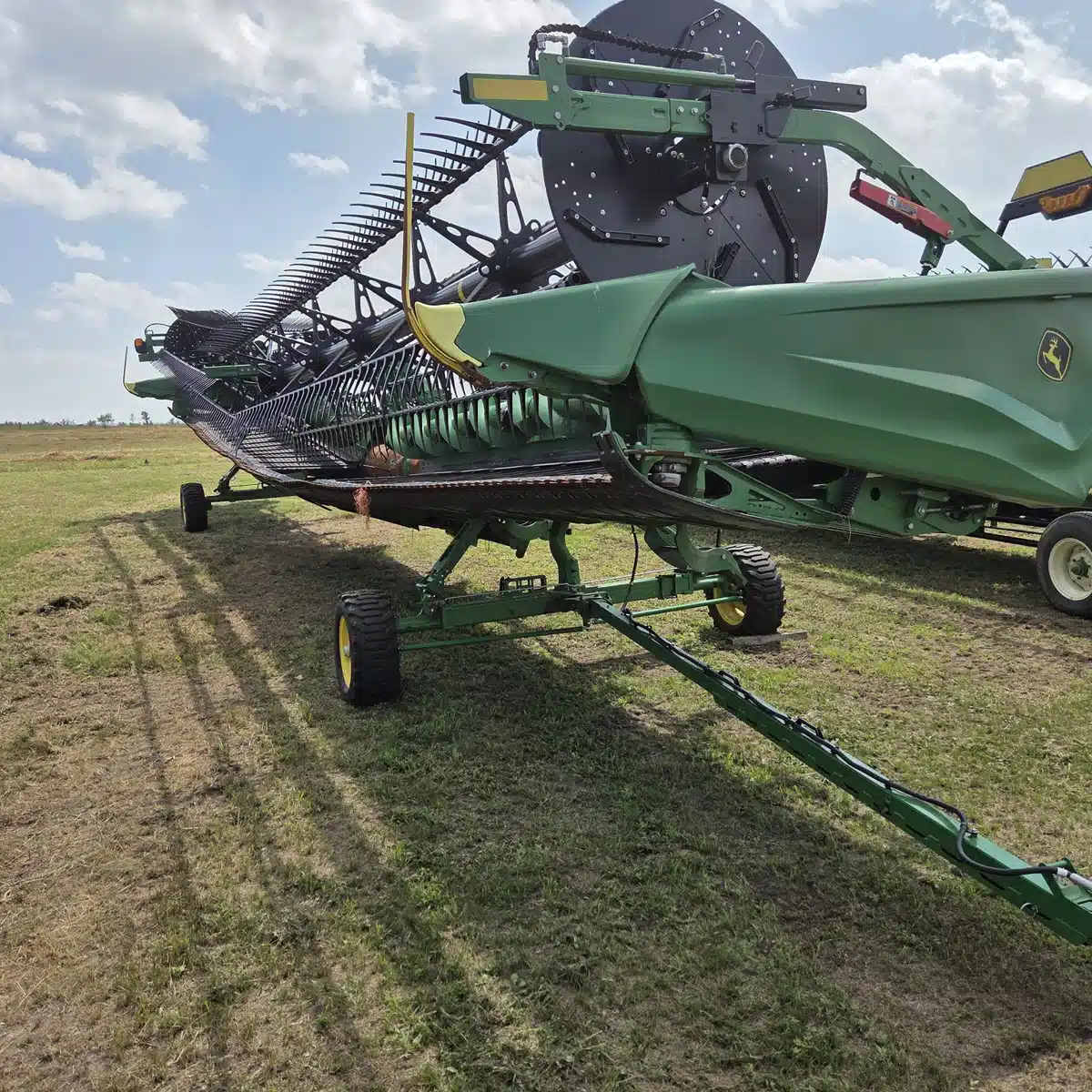Gallery image 2 for Used 2023 John Deere HD45F Header - Flex Draper
