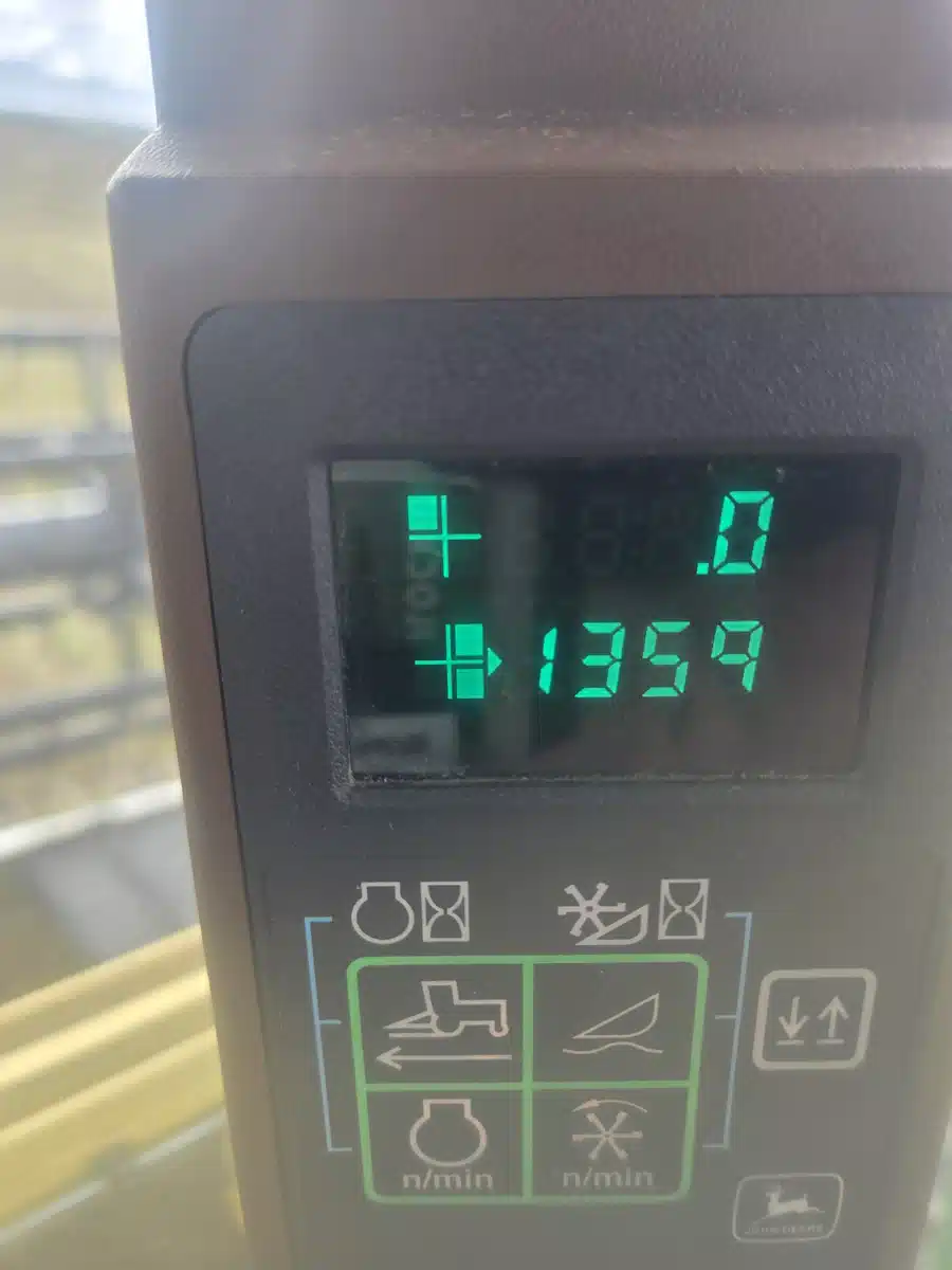 Gallery image 2 for Used 2007 John Deere 4895 Windrower