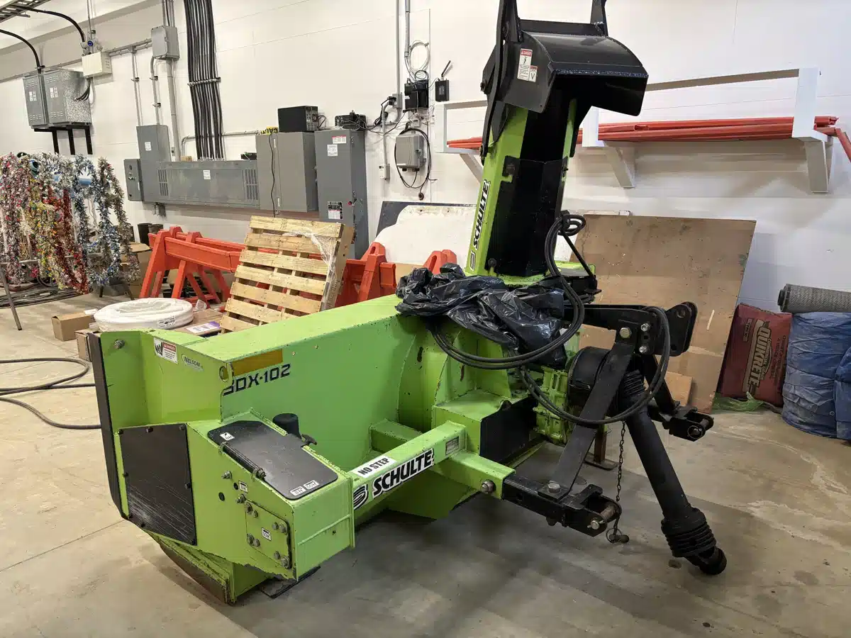 Gallery image 2 for Used 2015 Schulte SDX-102 Snow Blower