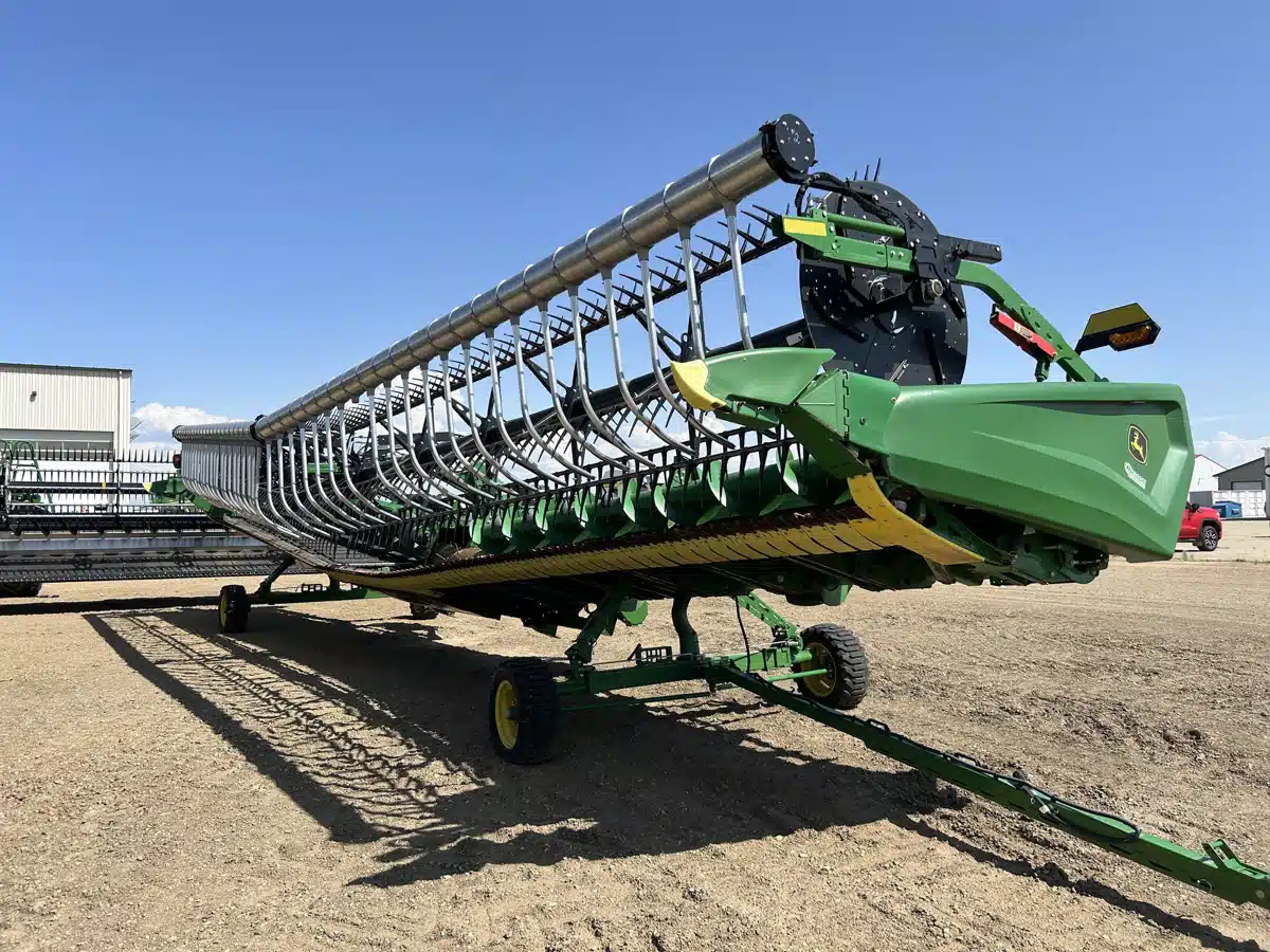 Gallery image 1 for Used 2023 John Deere HD45F Header - Flex Draper