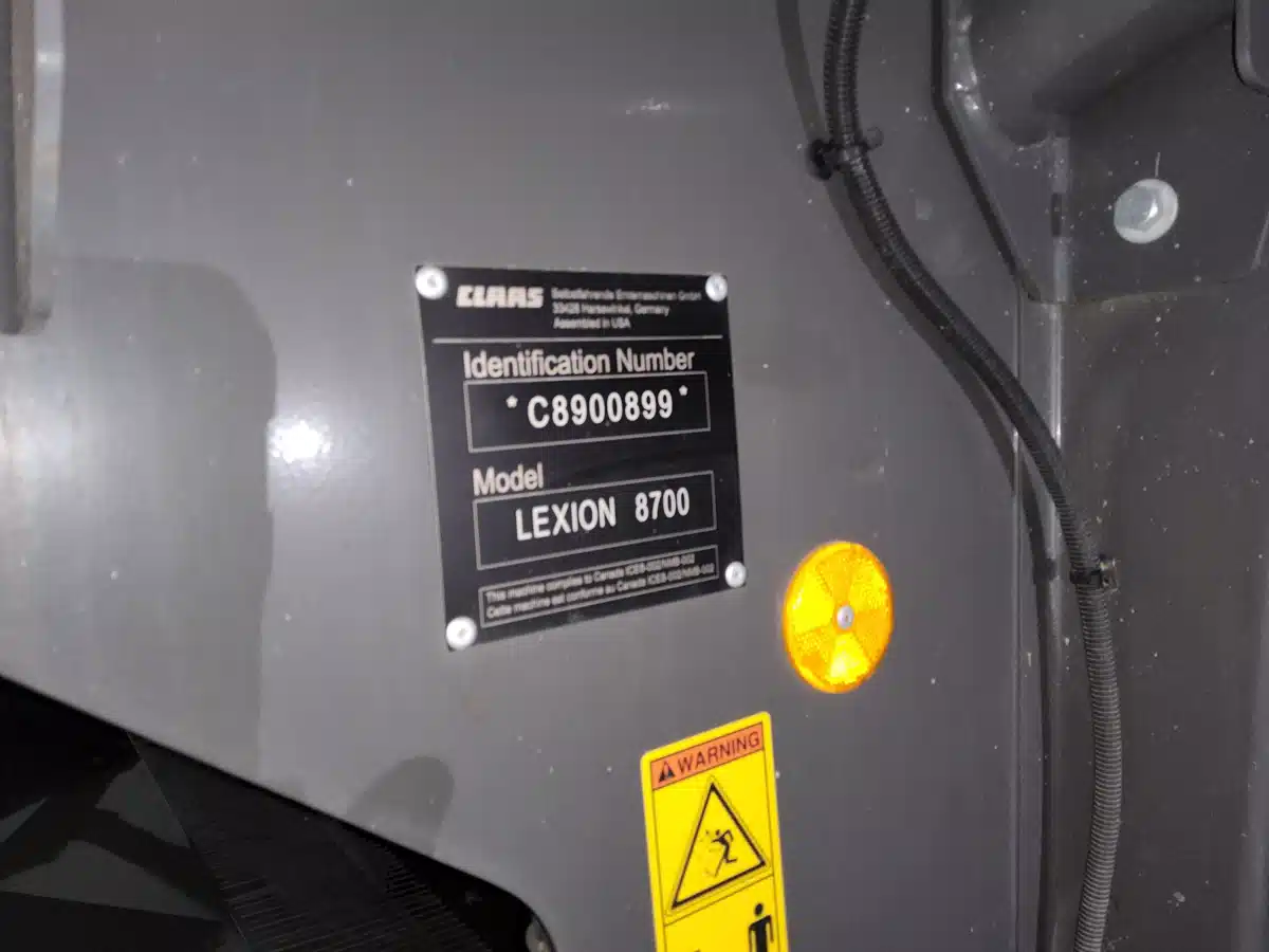 Gallery image 2 for Used 2022 CLAAS LEXION 8700TT Combine