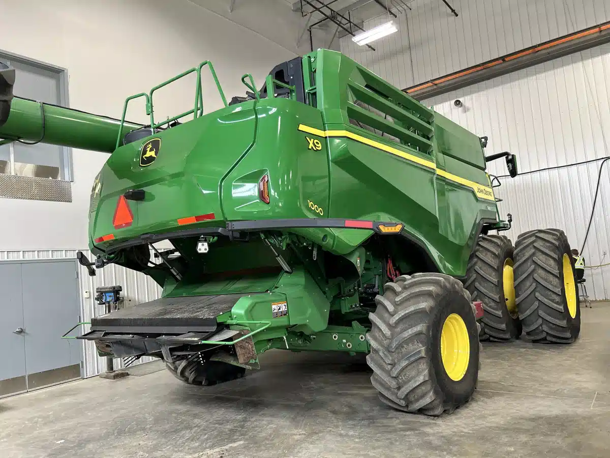 Gallery image 2 for Used 2023 John Deere X9 1000 Combine