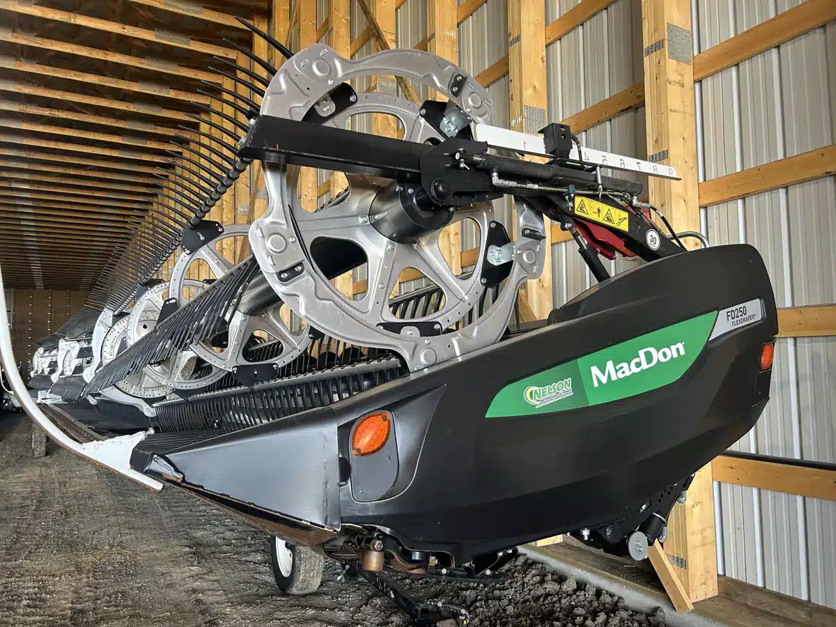 Gallery image 2 for Used 2022 MacDon FD250 Header - Flex Draper